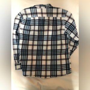 Gently worn. Pet and smoke free home. Flannel. Jacket.